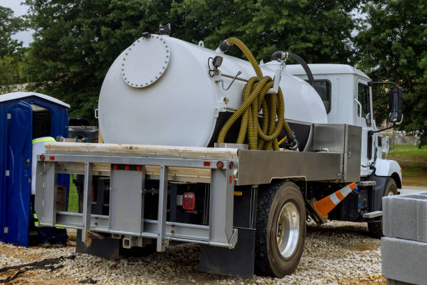 Portable Toilet Options We Offer in Kingston, IL